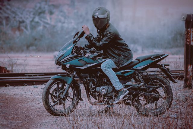 Kurtka motocyklowa tekstylna – doskonały wybór na wiosenne i letnie przejażdżki