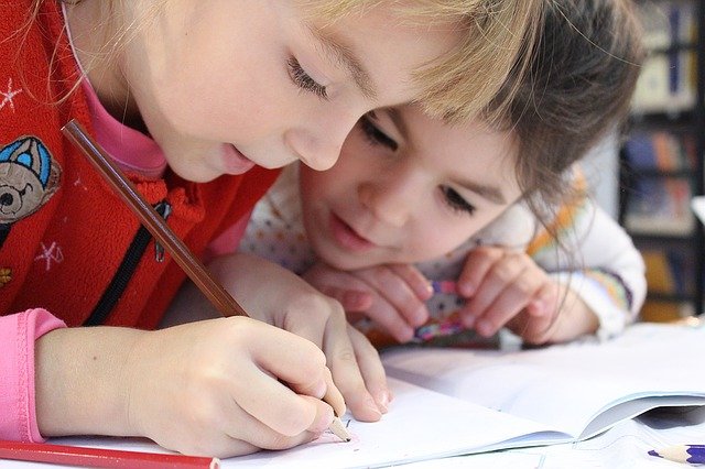 Rodzaje zdań złożonych podrzędnie – najważniejsze informacje