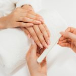 zalety manicure hybrydowego